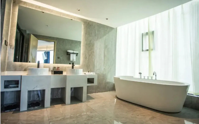 Gloria Grand Hotel Yong shun