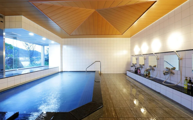 Okukinosaki Seaside Hotel