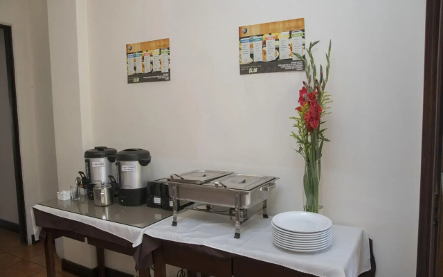 Hotel Colonial