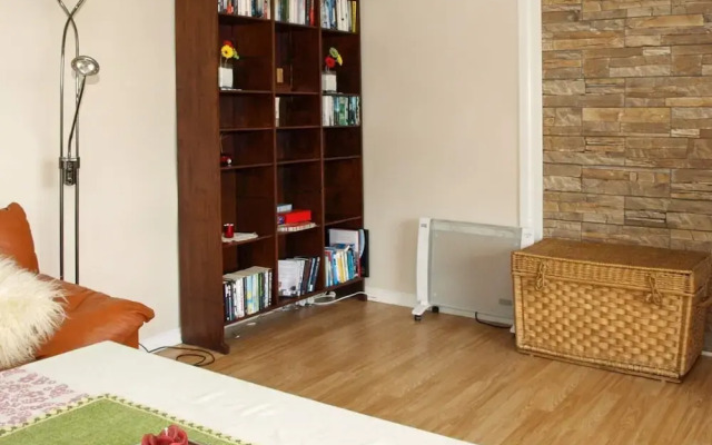 6 Person Holiday Home in Lonevag-by Traum