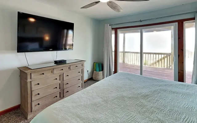 Paradise Palms by Topsail Realty