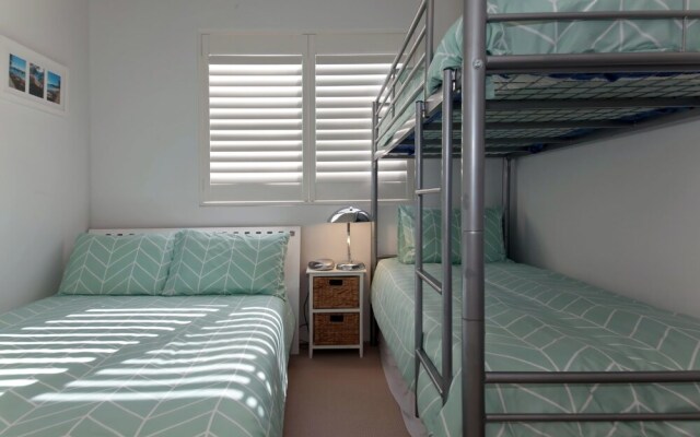 The Helm, Unit 2, 22 Voyager Close