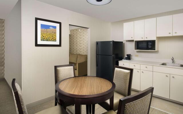 Hampton Inn Kansas City The Legends