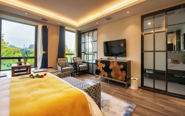 Li River Resort Villa Hotel