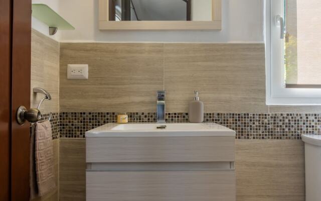 Villa Golf Beach Holiday Rental Private Pool BBQ Maid Service