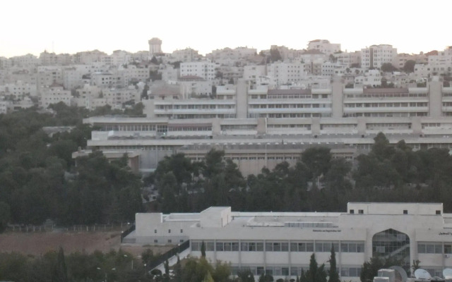 Al Bateel Hotel Apartments