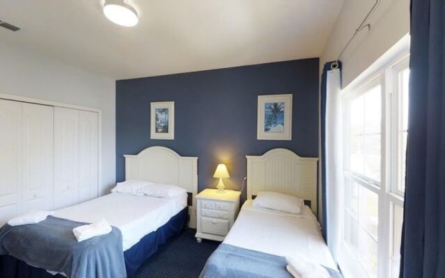 Runaway Beach - 3 Bd Villa (RW15204)