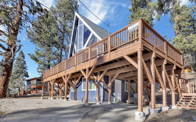 Bear Mountain Views #2235