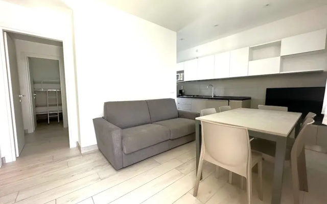 Nice and Bright Flat With Pool