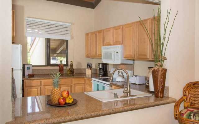 Surf & Racquet Club #6-303