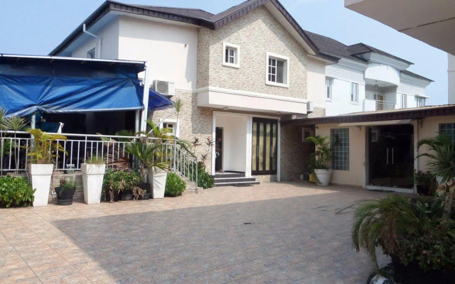 Larry Mitchelle Suites