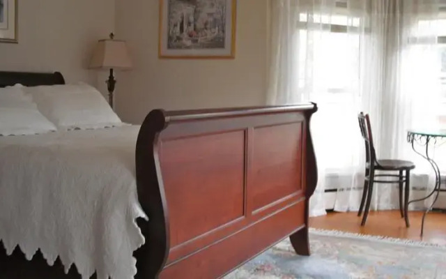 Mountain Meadow Inn Bed & Breakfast