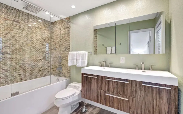 Waterfront Paradise Chic 3 BDR