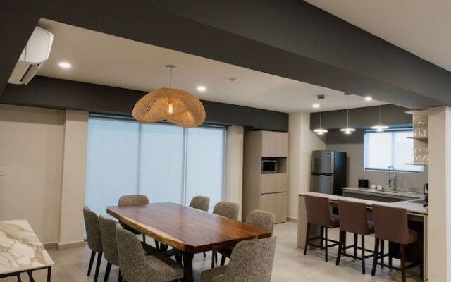 HS HOTSSON Acapulco Villas