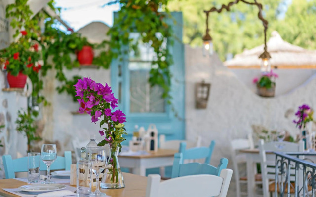 Sonio Beach Hotel