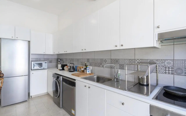 To Hani - Kamara Maisonette
