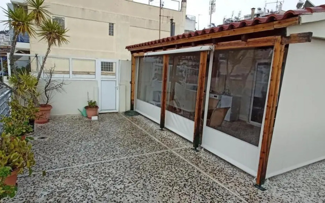 5th floor studio with views and a huge balcony