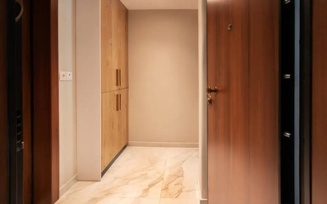 Central Charming Studio