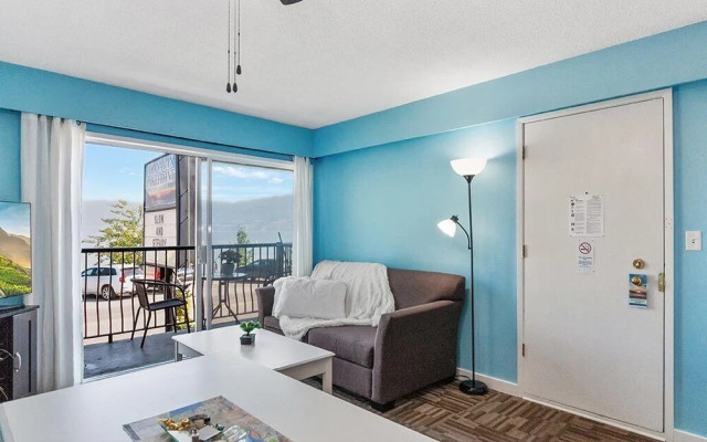 Okanagan Lakefront Resort