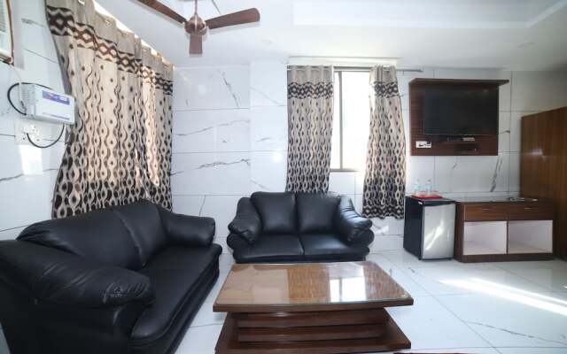 Chanakya Resort