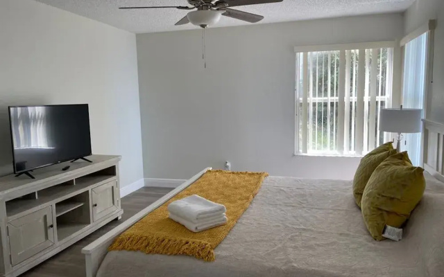 Disney Somerset 3BR Condo Near Theme Parks