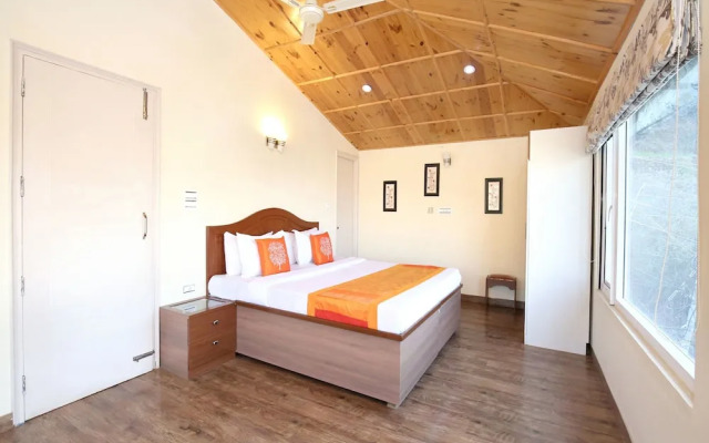 OYO 12185 Home Wayside Villa 3BHK Apartment Kasauli