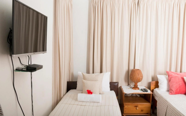 Le Manglier Guest House