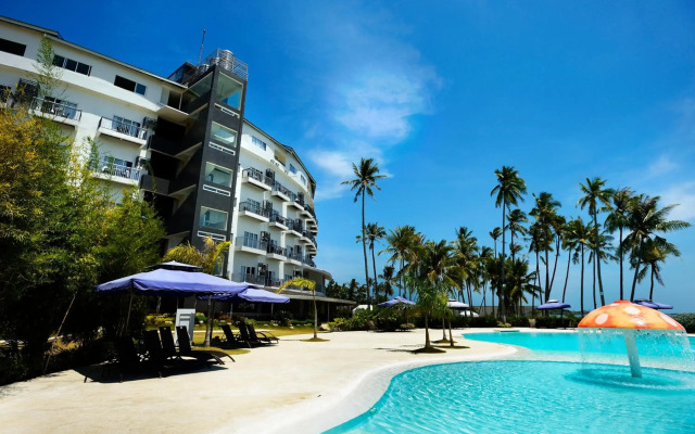 Solea Seaview Resort