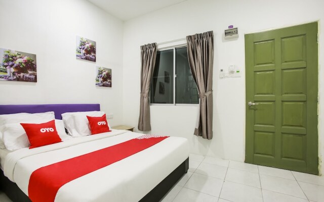 OYO 89476 Green Villa Resort