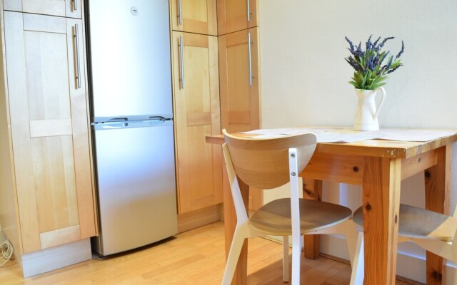 2 Bedroom Maisonette in Barons Court