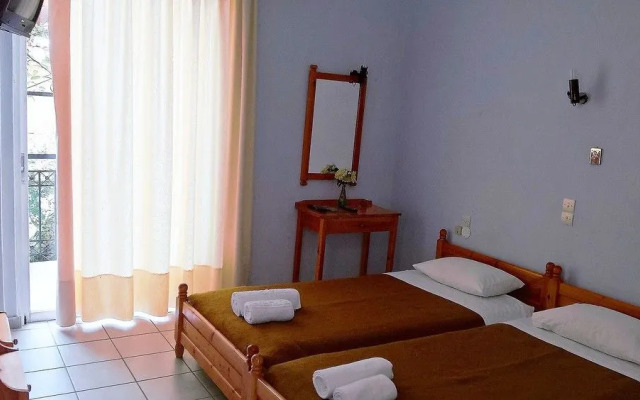 Hotel Galaxias