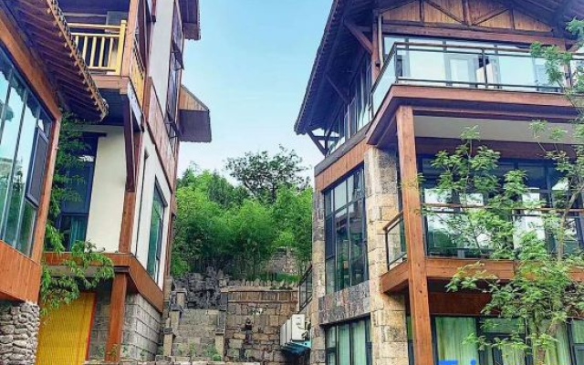 Yuntaishan Puju Lakeside Homestay – Exterior – Jiaozuo