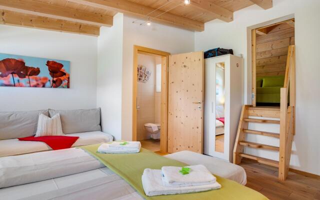 Valley-view Holiday Home in Niedernsill With Garden