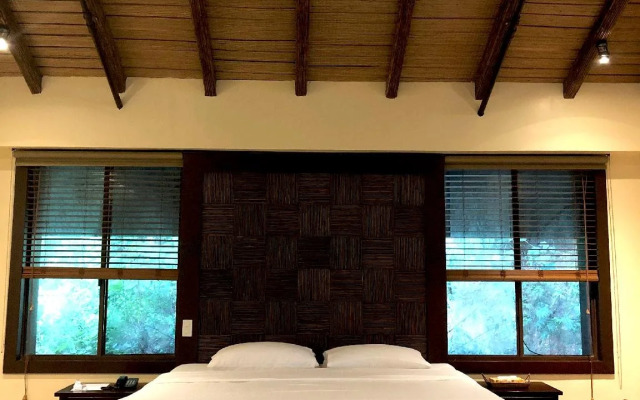 Fridays Puerto Galera