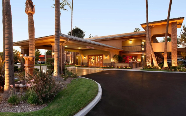 Empire Inn