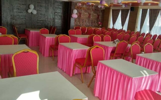 Ark Inn  Residency