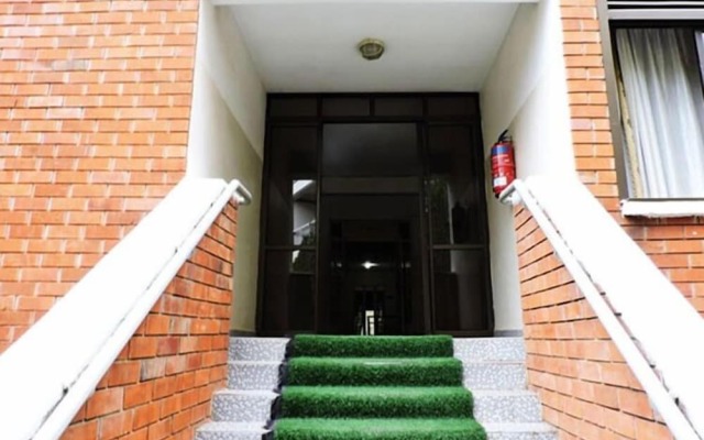 Mosa Court Suites