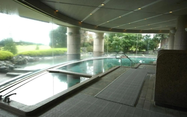 Sunhills Hotel