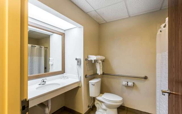 Comfort Inn & Suites Thomson