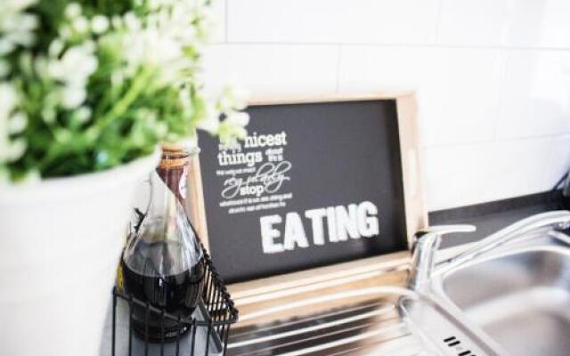 The Townhouse Apartment