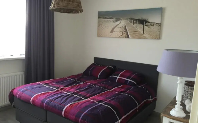 Lovely Holiday Home in Stavoren near Frisian Lakes
