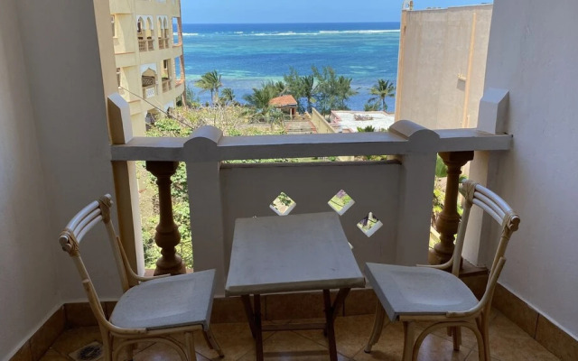 Lux Suites shanzu Seafront Apartments