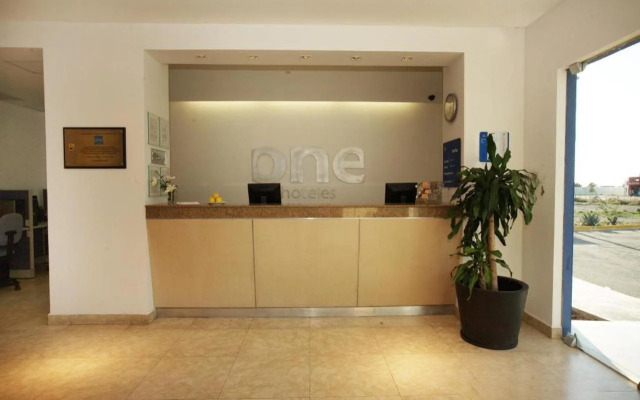 One Saltillo Derramadero