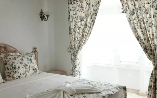 Alacati Ciftekuyu Butik Otel