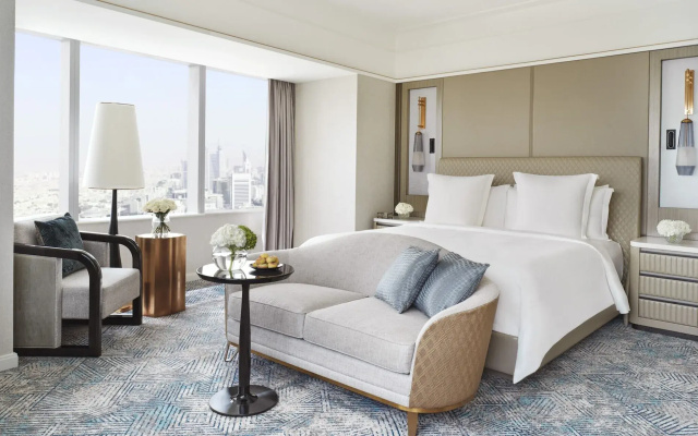 Отель Four Seasons Riyadh At Kingdom Center