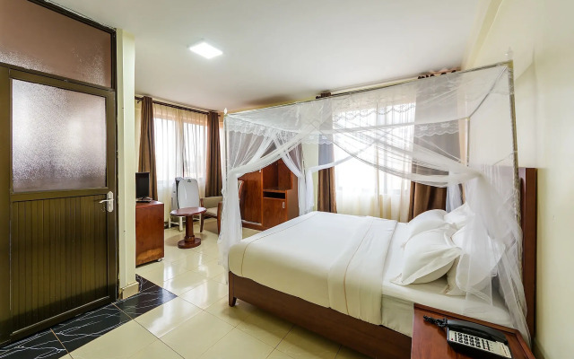 Igar Plaza Hotel