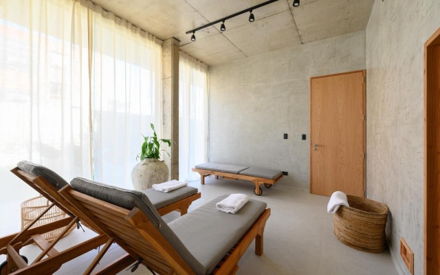 Ambar Hotel