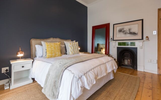 Sydney Green Point Villa