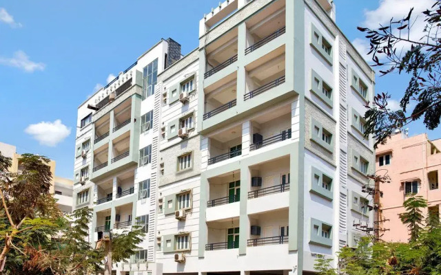 OYO 45 SilverKey Gachibowli