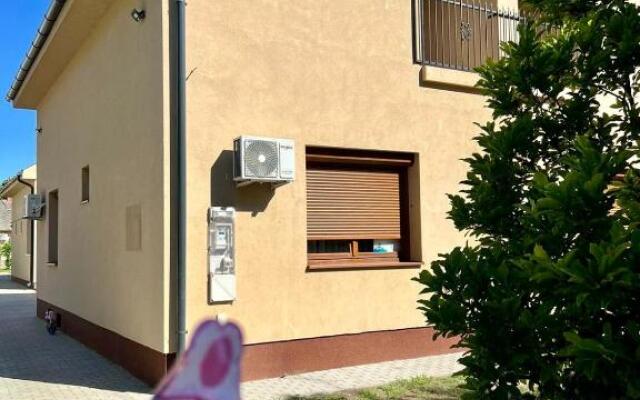 Zsuzsa Apartman Hajdúszoboszló